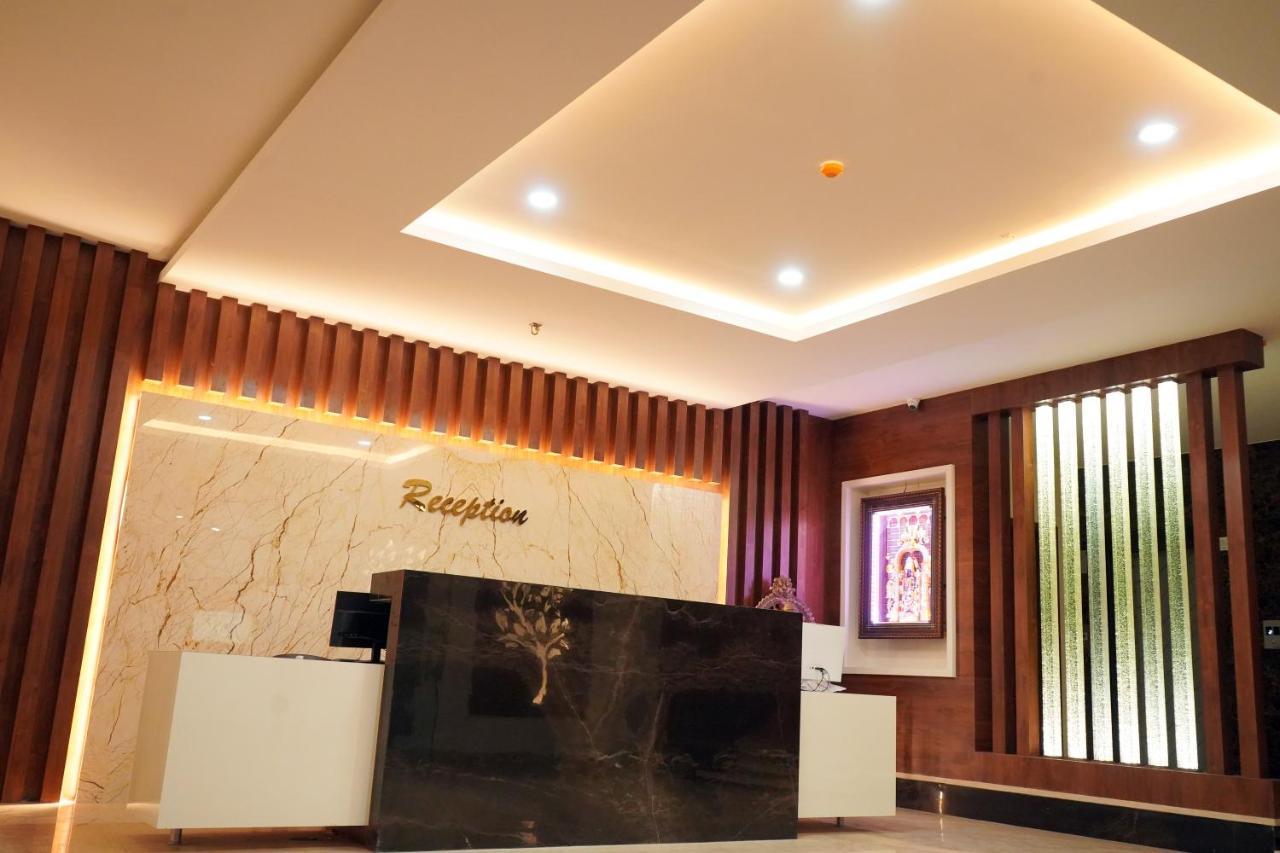 Hotel Nivetha Inn Coimbatore Exterior foto